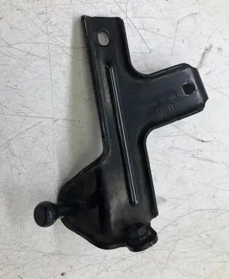 Volvo S60 Other engine bay part AV6Q9B262AB