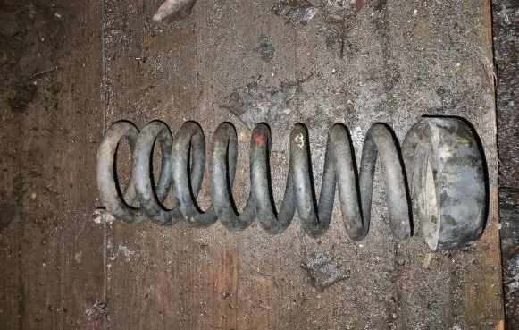 Mercedes-Benz E W124 Rear shock absorber with coil spring 