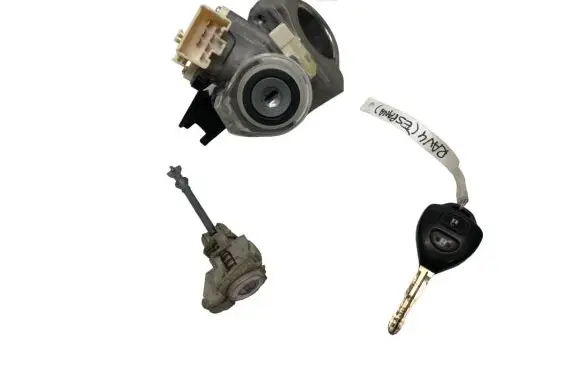 Toyota RAV 4 (XA30) Ignition lock 8978342050 625417000 45020424