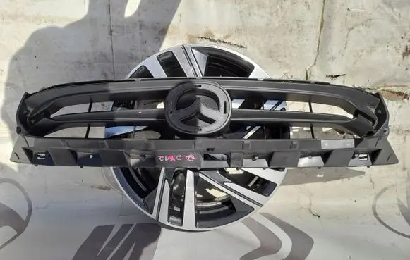 Mazda 2 Front grill DB5J50712