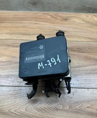 Seat Leon (1P) ABS Pump 1K0907379AC 10096003593 0000530