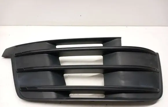 Audi Q7 4M Front bumper lower grill 7M0807682D