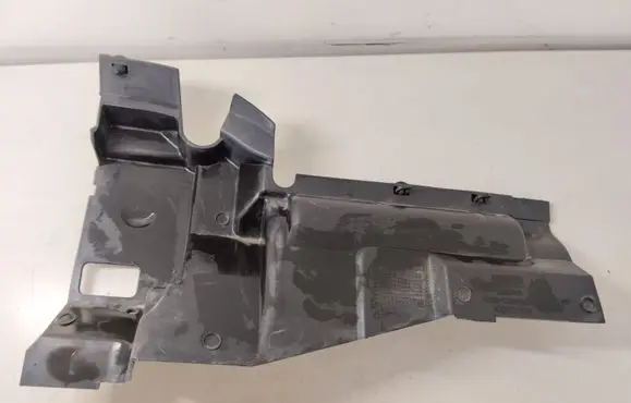 Ford Focus C-MAX Intercooler air guide/duct channel 3M5110B738A
