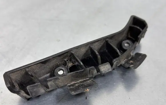 KIA Optima Front bumper mounting bracket