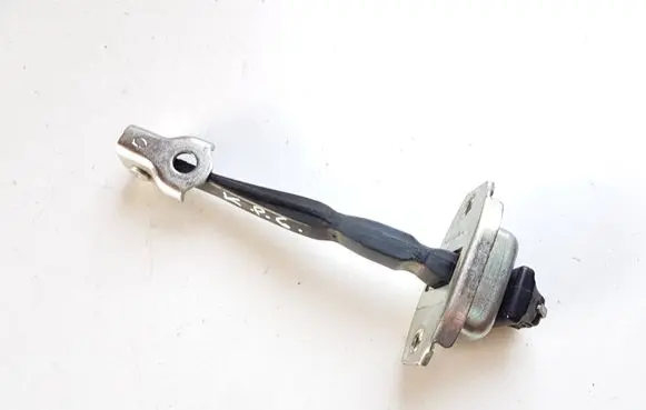 Mitsubishi Outlander IV Rear door check strap stopper