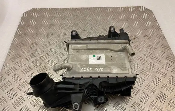 Volvo XC60 Intercooler radiator 32223414 32223414AB