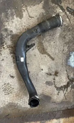 Volvo V50 Intercooler hose/pipe 30741210