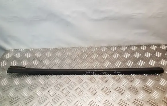 Ford Focus Rear door glass trim molding 4M51A25605