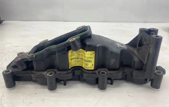 Volkswagen Phaeton Intake manifold 059129711BF