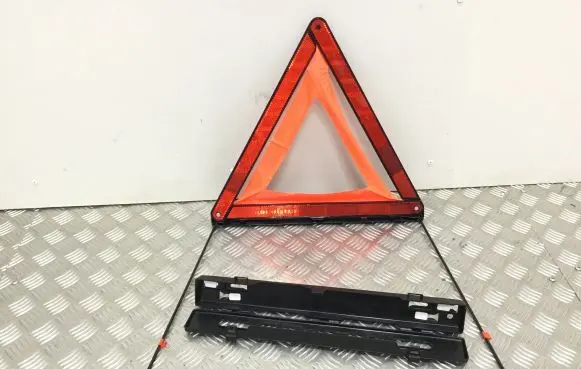 Mercedes-Benz E W238 Emergency warning sign A0008900597 A0008900397 A1718900197