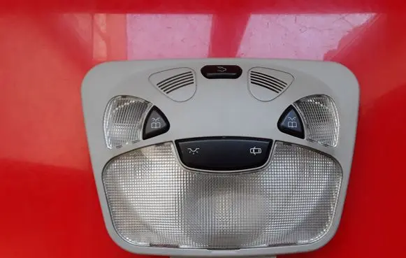 Mercedes-Benz C W203 Front seat light A2038204601 2JM009097
