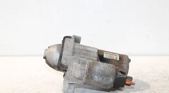 Nissan Juke I F15 Starter motor 233006867R