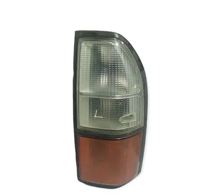 Toyota Land Cruiser (HDJ90) Rear/tail lights 00066825