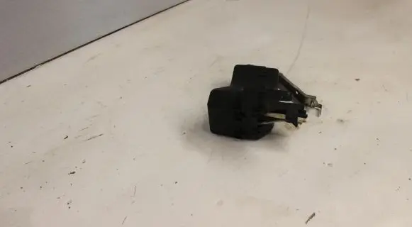 Toyota Corolla Verso AR10 Fuse module PPT20