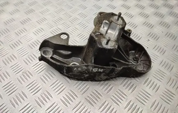 Audi A6 S6 C6 4F Engine mounting bracket 4F0199351S