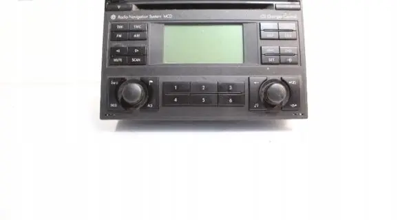 Radio/GPS head unit trim