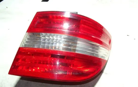 Mercedes-Benz B W245 Rear/tail lights A1698202264