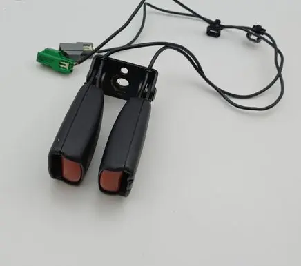 Volvo V50 Middle seatbelt buckle (rear) 8664754