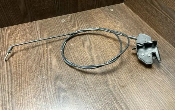 Loading door lock