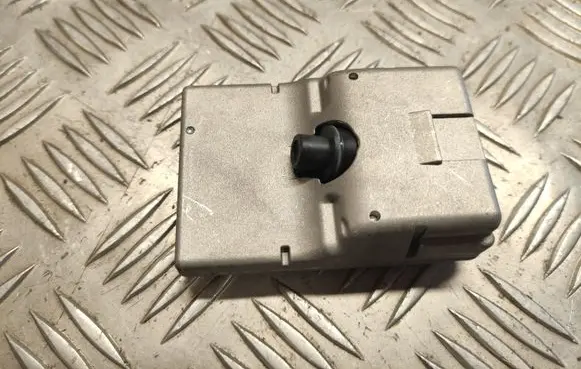 Windshield/windscreen camera
