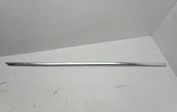 BMW 7 F01 F02 F03 F04 Front door glass trim molding