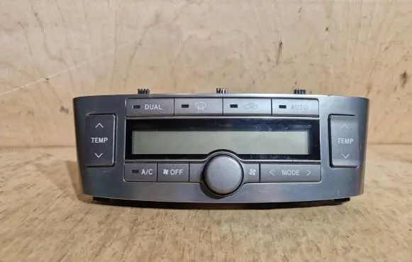 Toyota Avensis T250 Climate control unit 5590005170 MB1465700803 5590205060G