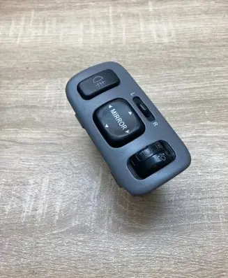 Toyota Yaris Wing mirror switch 5472M03