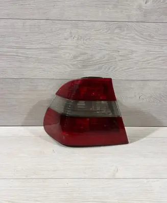 BMW 3 E46 Rear/tail lights 6910531