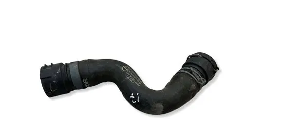 Audi A4 Allroad B9 Engine coolant pipe/hose 8W0122101H
