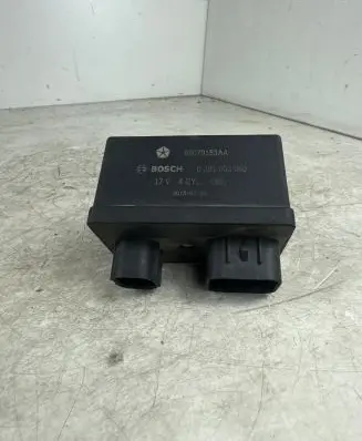Jeep Cherokee Glow plug pre-heat relay 68079153AA 0281003060 20130725