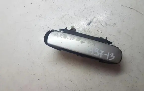 Audi A8 S8 D2 4D Front door exterior handle 4B0839885 A9713