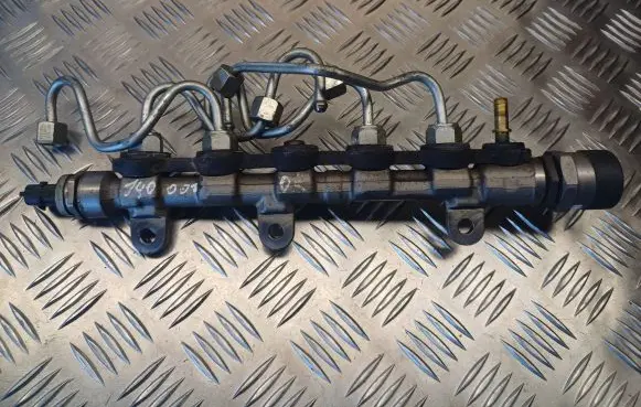 Renault Laguna III Fuel main line pipe 8200942721 0445214173 H8200610223