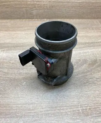 Audi A6 S6 C5 4B Mass air flow meter 059906461D ASH7025C