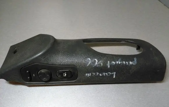 Peugeot 806 Wing mirror switch 1462069077