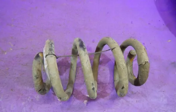Renault Master II Front coil spring