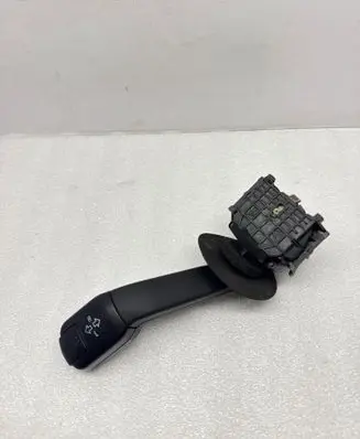 BMW 5 E39 Indicator stalk 8352172 01100410
