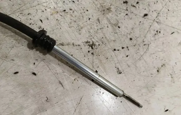 Opel Combo C Oil level dip stick 