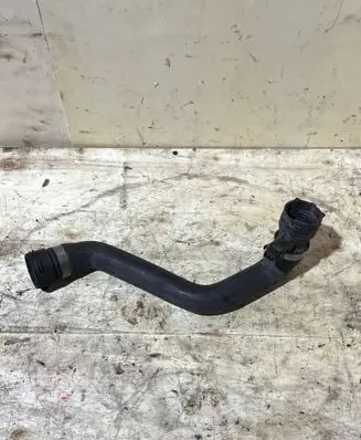 BMW 5 E39 Engine coolant pipe/hose 1705224 11531705224