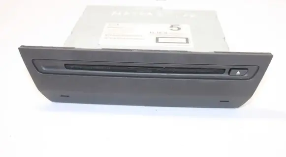 Mazda 3 III Navigation unit CD/DVD player BJE8669G0C