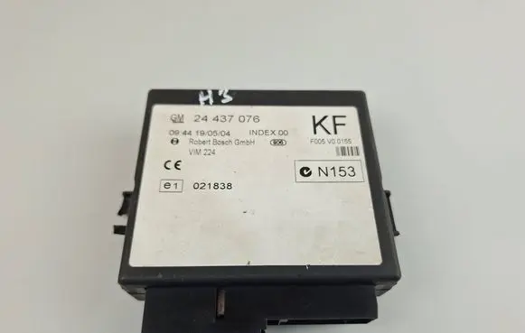 Opel Astra J Comfort/convenience module 24437076