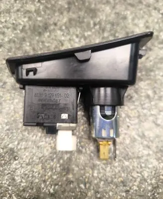 BMW 1 E81 E87 AUX in-socket connector 9129651