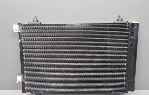 Citroen DS5 A/C cooling radiator (condenser)