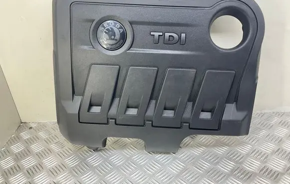 Skoda Yeti (5L) Engine cover (trim) 03L103925AA