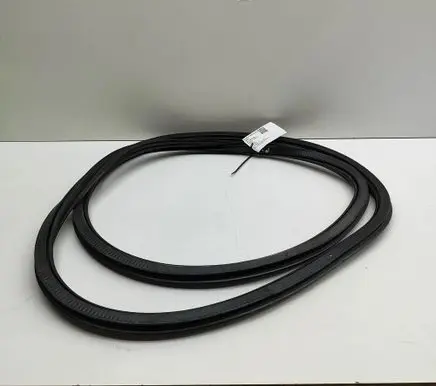 Audi Q3 8U Rubber seal front door (on door) 8U08313721