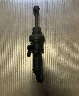 Peugeot 4007 Clutch master cylinder MN100486 080526B