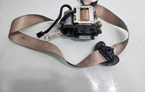 BMW 7 F01 F02 F03 F04 Front seatbelt 6093353