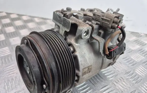 Mercedes-Benz E W212 Air conditioning (A/C) compressor (pump) A0008302600