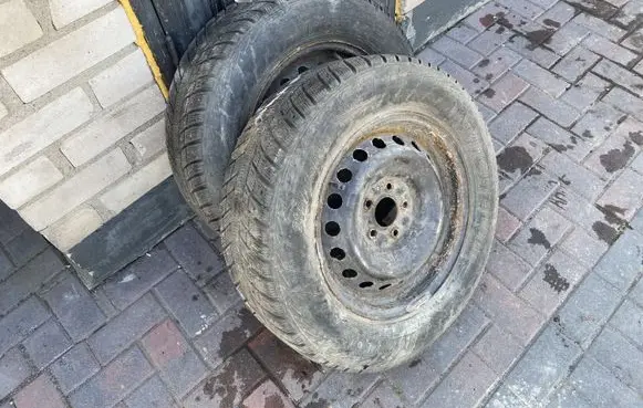 Volkswagen PASSAT B5.5 R16 winter tire 21565R16