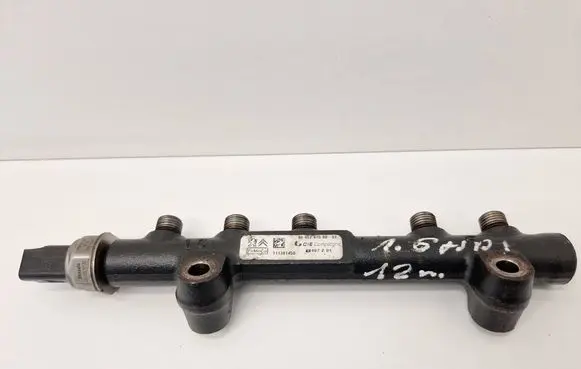 Peugeot 208 I Fuel main line pipe 9685297580 111381456 28497Z01