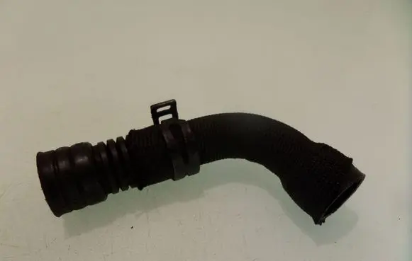 Skoda Octavia Mk1 (1U) Breather hose/pipe 038103493AL